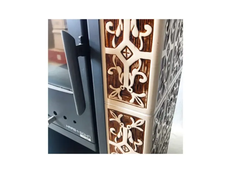 HAAS + SOHN ČIČMANY HNĚDÁ